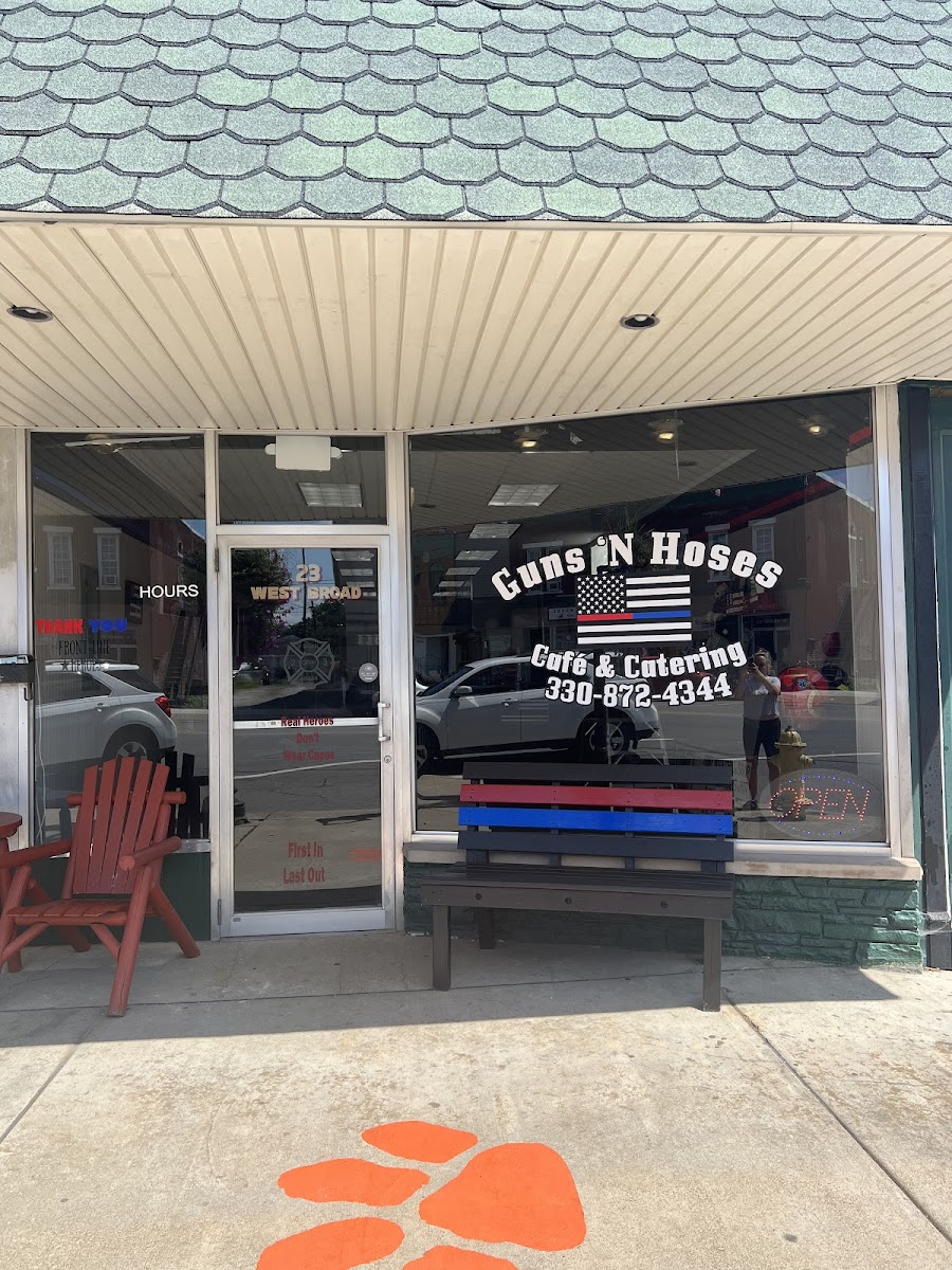 Guns 'n Hoses Cafe And Catering
